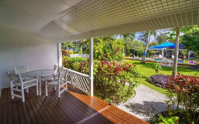 The Black Pearl Beach Side Apartments