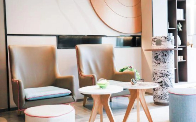 Home Inn NEO (Xiaolingwei Subway Station, Nanjing Zhongshanling Scenic Area)