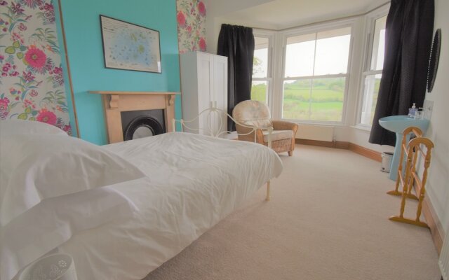 Stunning 6-bed House With Huge Garden on Dartmoor