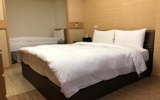 Shihlin Service Apartment
