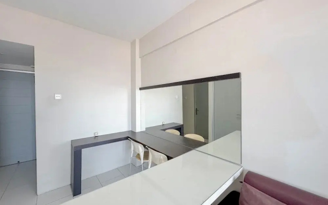Strategic 2Br Apartment Near Its Campus At Dian Regency