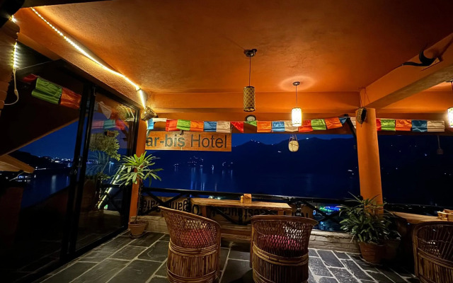 Nar-Bis Hotel