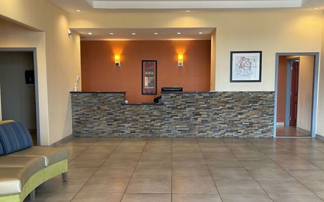 Sunbridge Inn and Suites