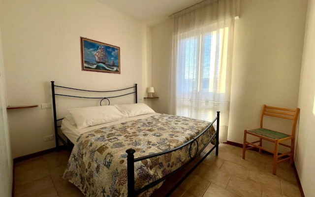 Flat With Beautiful Terrace Close to the sea