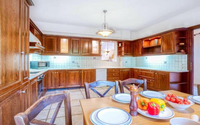 Villa Paola Kassiopi by MediterraneanVillas