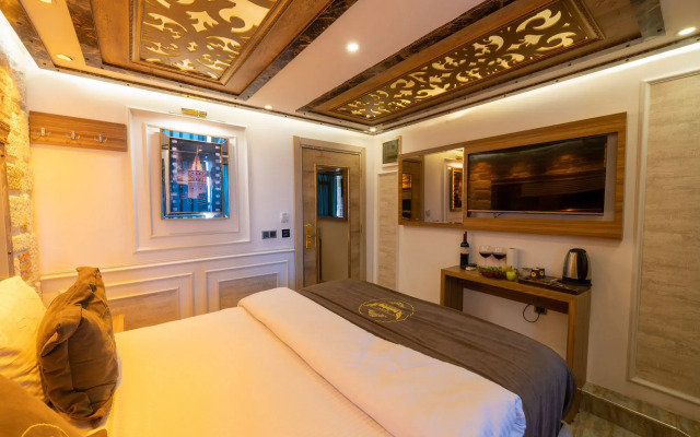 Holiday Business Otel