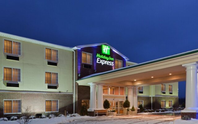 Holiday Inn Express & Suites Ashtabula-Geneva