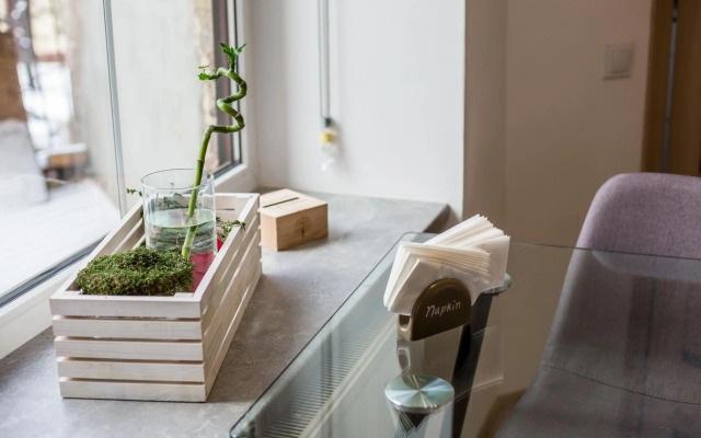 Площа Святого Теодора 13