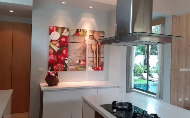 Areeca Mahogany Zone