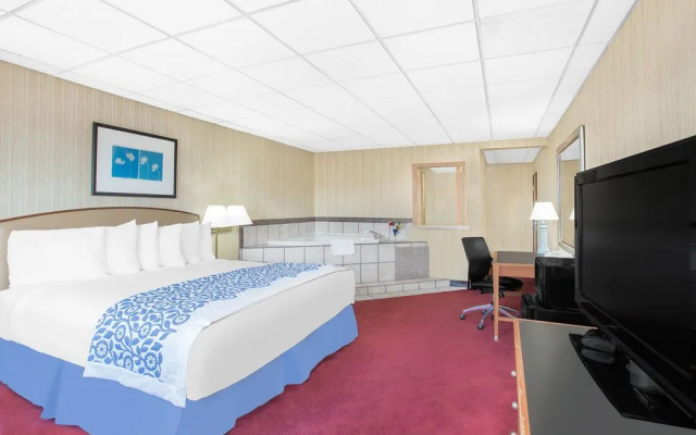 Travel Inn & Suites