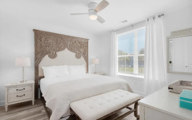 Gulf Place Residences 109