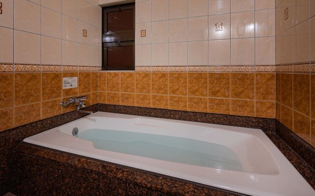 HOTEL METRO - Adult Only