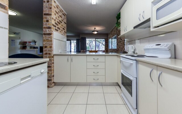 Bay Parklands, Unit 28, 2 Gowrie Avenue