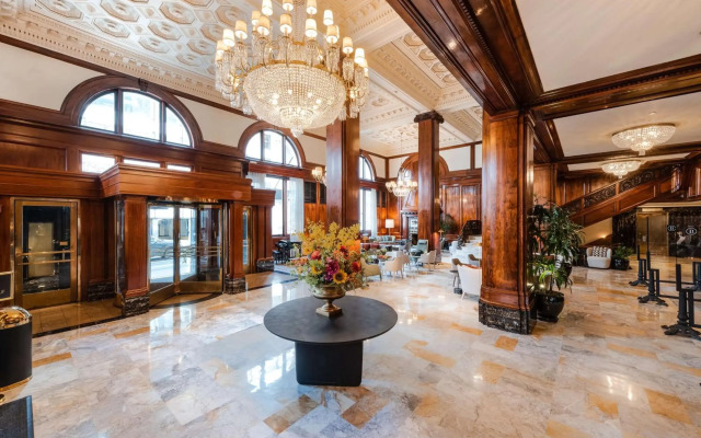 The Benson Portland, Curio Collection by Hilton