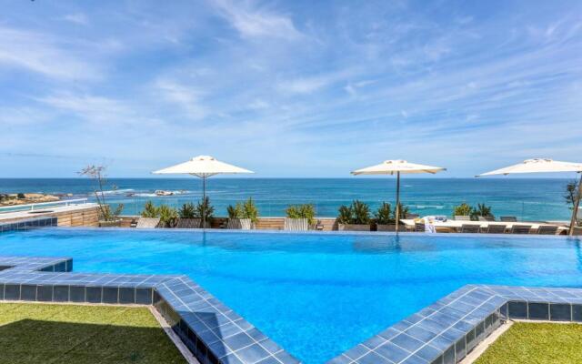 White Cliffs Penthouse