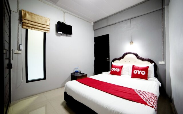 OYO 465 Krung Kao Traveller Lodge