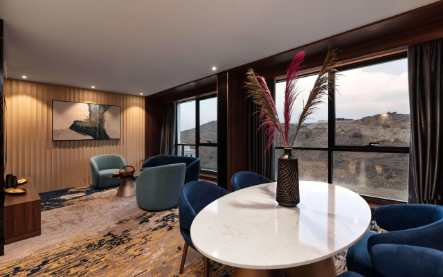 Warwick Al Taif Hotel