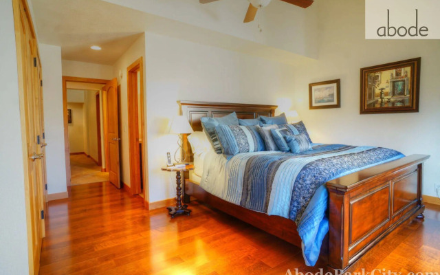 Abode at Racquet Club