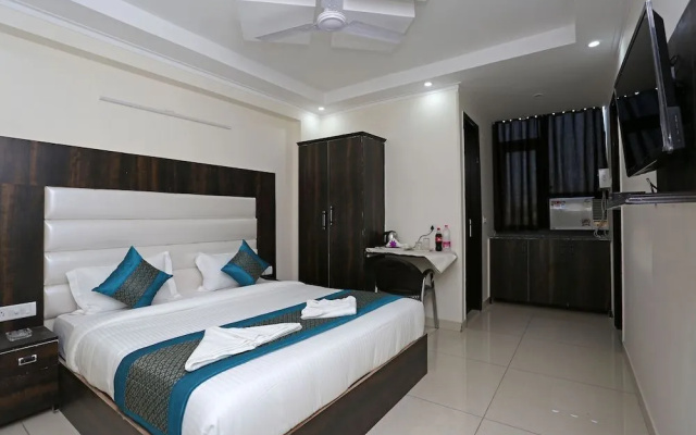 Hotel Rainbow – Guest Rooms – New Delhi