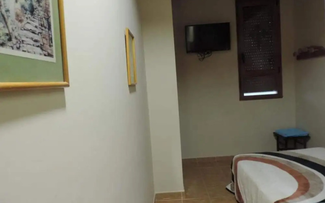 Albergue Santo Tomás de Canterbury - Hostel
