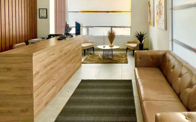 ICON 48 Luxury Apartasuites