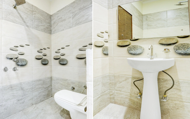 OYO 15947 Hotel Prabhat
