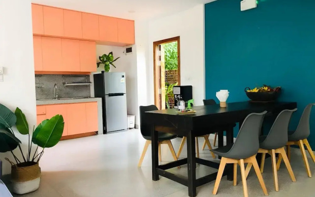 Tropical Garden House