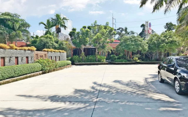 Royal Lee Resort & Spa