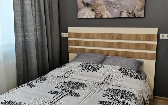 Апартаменты на проспекте Академика Сахарова 95/2