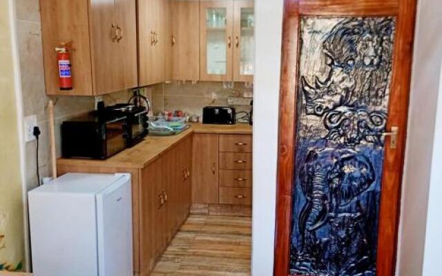 Queensburgh B&B or Self Catering