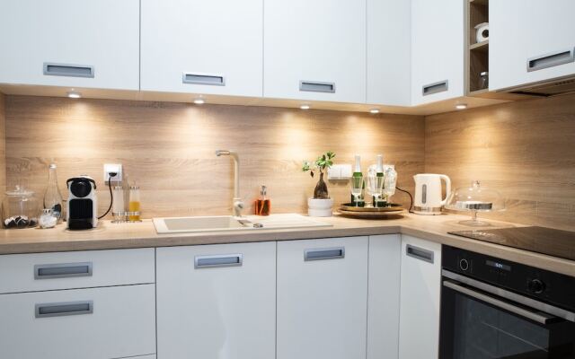 Mokotów Premium Apartment with Terrace