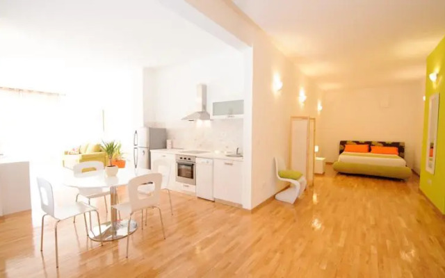 Studio Apartments Renata