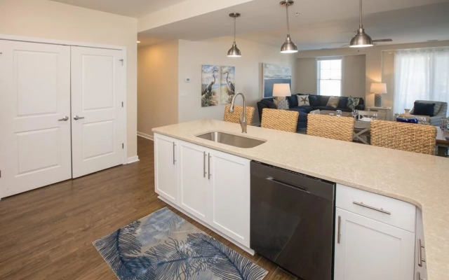 A208 Seaside Grandeur - 4 Br Condo