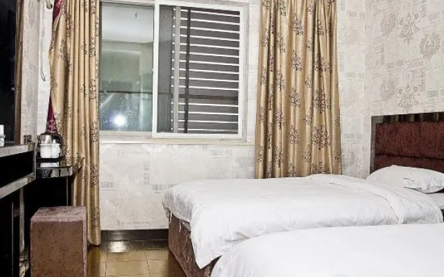 Aiba Hotel (Shanghai Songjiang First People's Hospital)