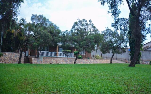 SamWeb Bed and Breakfast