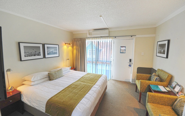 The Parnell Hotel & Conference Centre