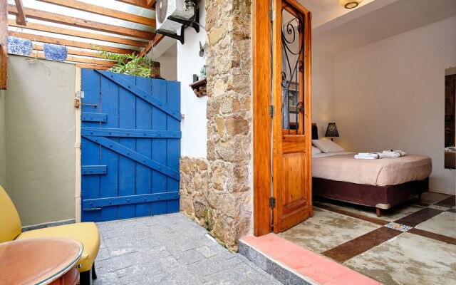 Pousada Pontal Gardens