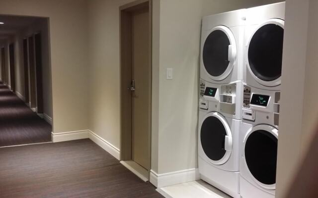 Peace River Inn & Suites