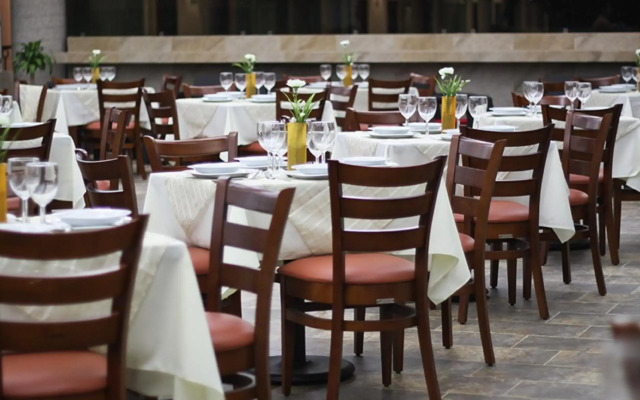 Hotel Ecce Inn & Spa