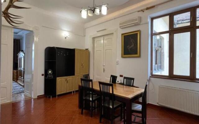 M & I Apartment 1