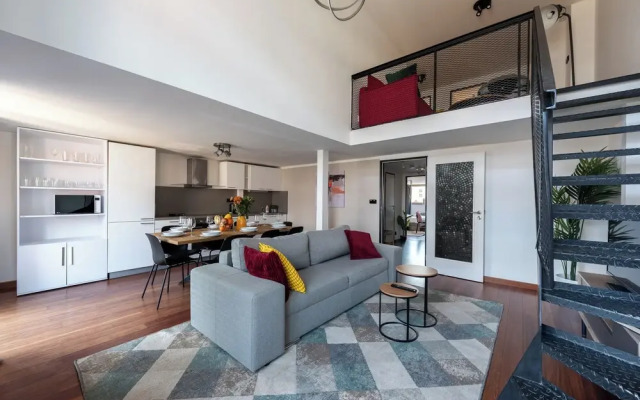 Luxury 5-bedrooms apart in Prague