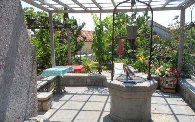 Guesthouse Kuća na šterne