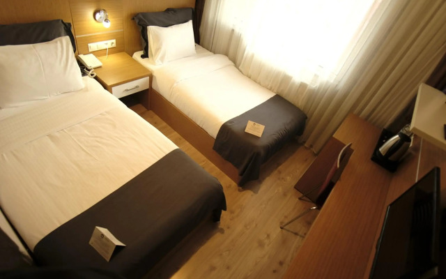 Rhisos otel