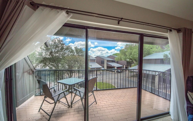 Delroy Curly Ray s Comal Condo
