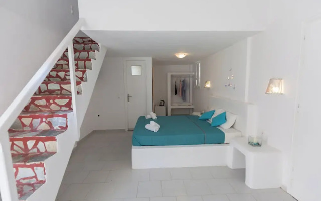 Blue Island Hotel