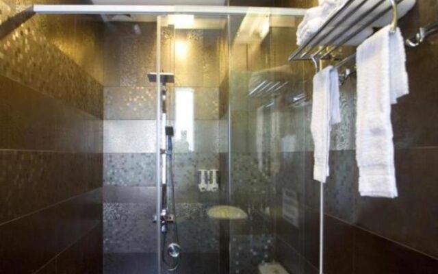 Selena Hotel Saigon