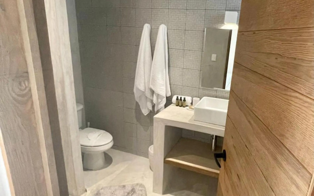 Casa en primera linea de playa con alberca