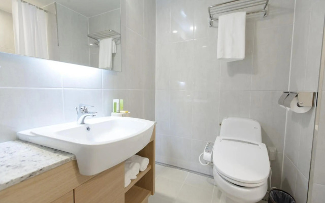 Acube Hotel