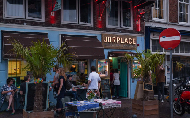 Jorplace Beach Hostel