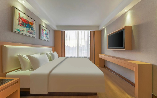 Guangzhou Mingyue Hotel